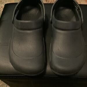 Crocs Bistro Clog Black Slip Resistant Shoe Mens 8/Womens 10